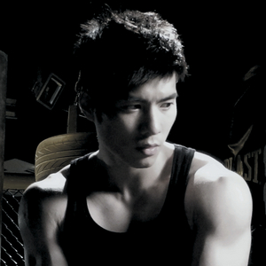 亲子乱大交做爰幼女中字
